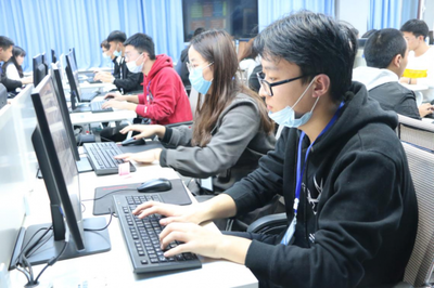 山東省第三屆新一代信息技術(shù)創(chuàng)新大賽計算機(jī)網(wǎng)絡(luò)賽項圓滿落幕——淄博賽場見證網(wǎng)絡(luò)技術(shù)新突破